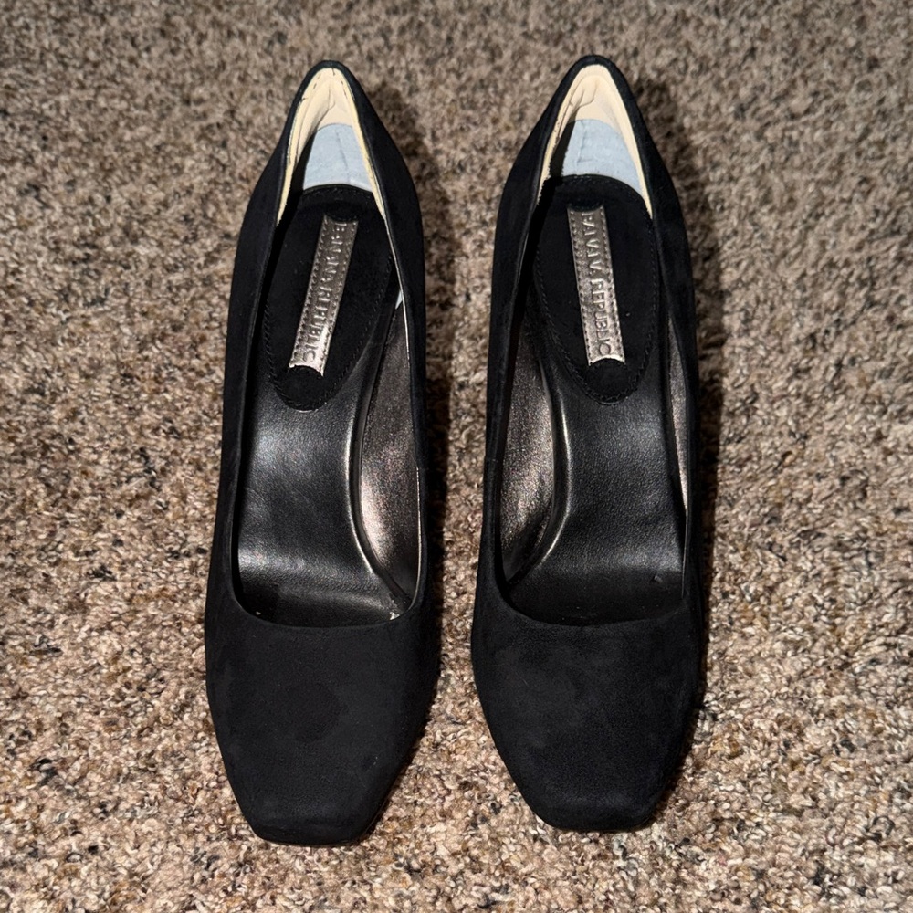 Banana Republic Black Suede Pump Heels